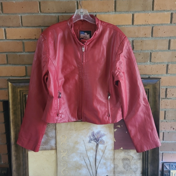 % 25 % OFF  Red Leather Jacket 2x (Runs Very Small ) More Like a Large - Picture 2 of 14